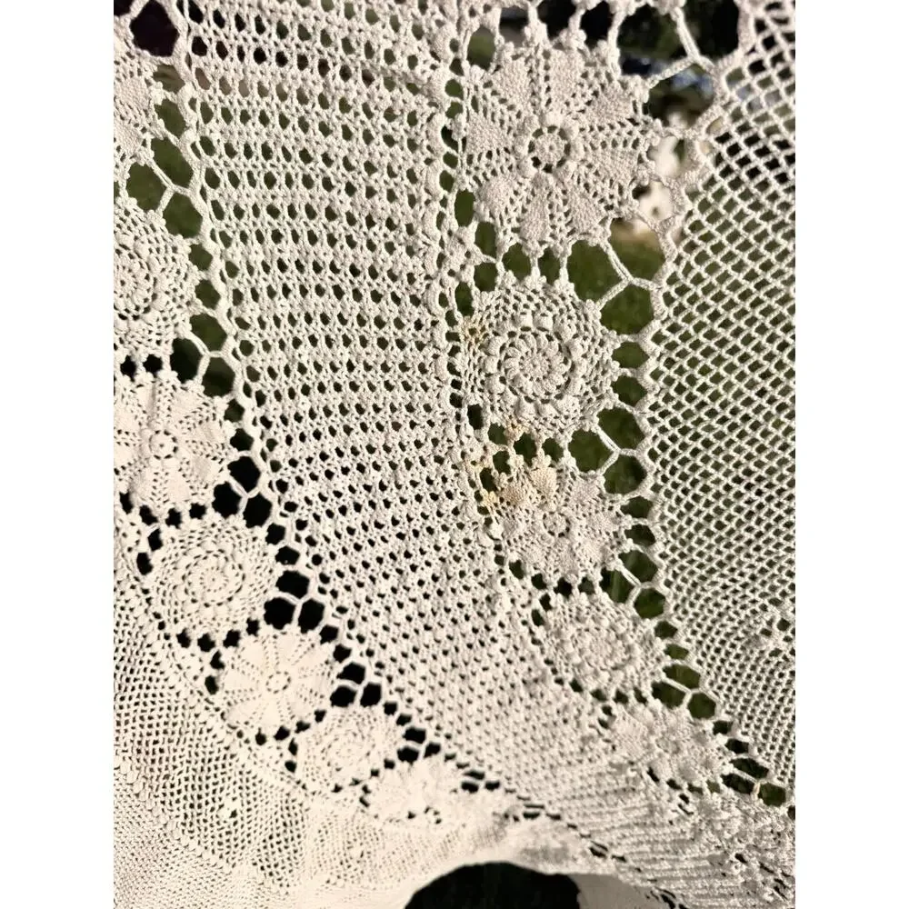 Vintage Handmade Crochet Lace Coverlet Throw Ecru Floral Roses Raised Crochet